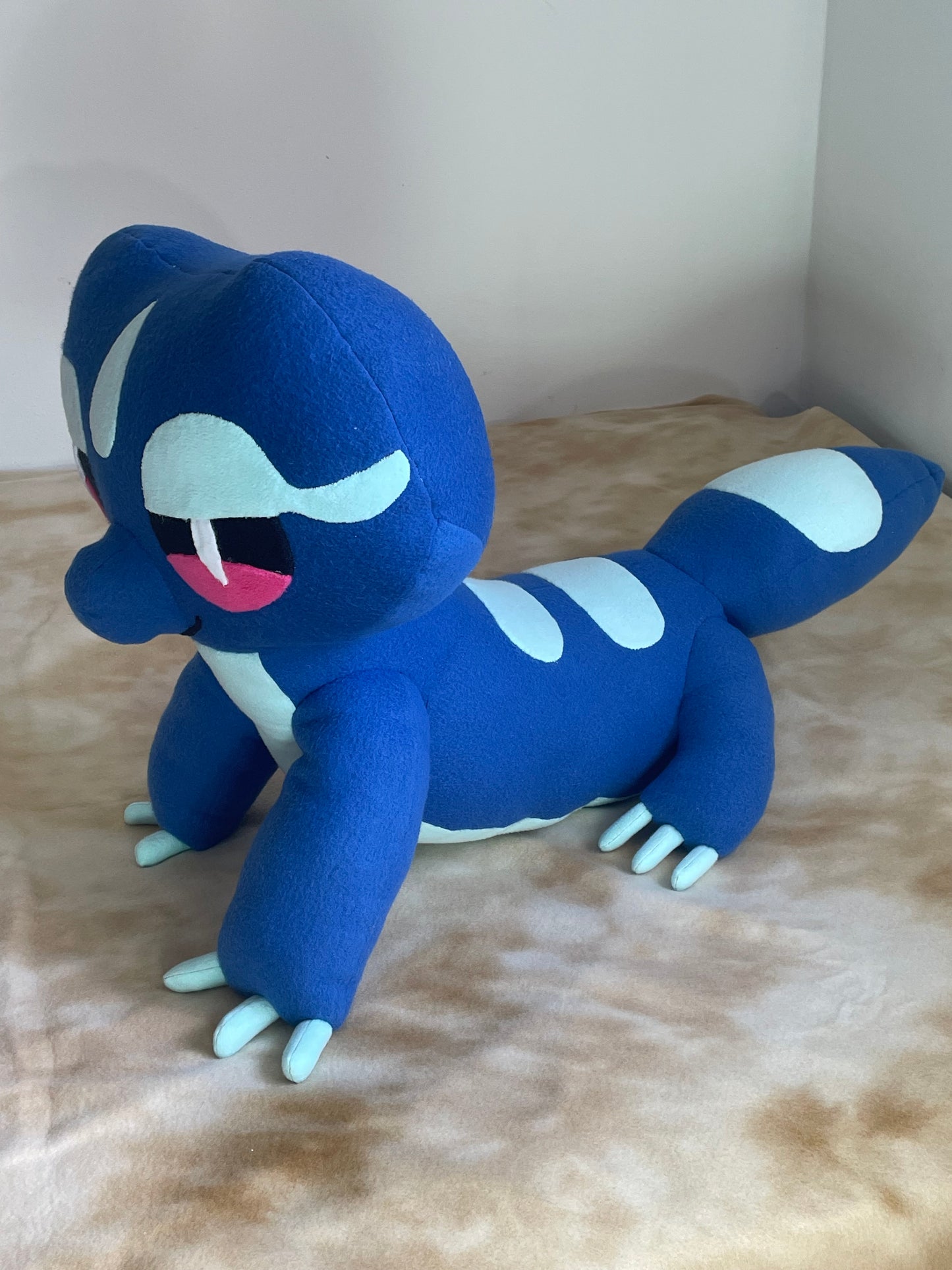 30" Gecqua Plush (Free Shipping)