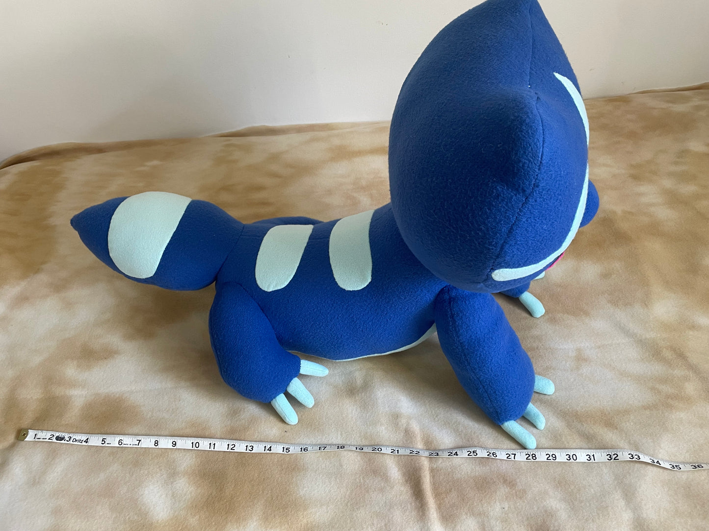 30" Gecqua Plush (Free Shipping)